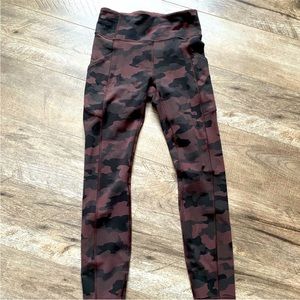 Lululemon Fast & Free *brushed in Java Camo, size 8